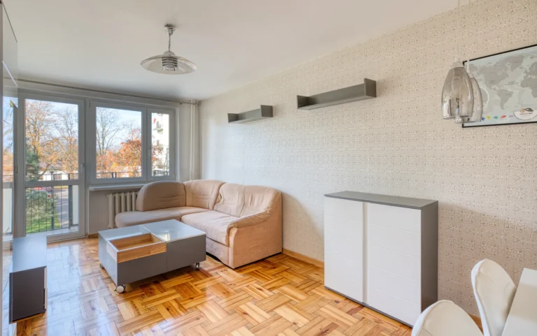 2 pokoje 47,20 m² | 1. piętro, balkon i piwnica | Kopernika